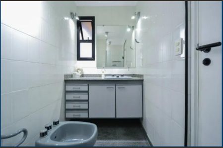 Apartamento à venda com 230m², 4 quartos e 4 vagas Apartamento à venda com 230m², 4 quartos e 4 vagasFoto 01