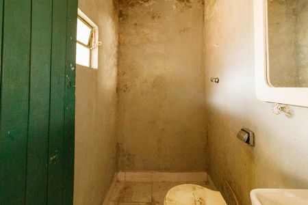 Casa à venda com 90m², 2 quartos e 1 vagaBanheiro da Suíte 2