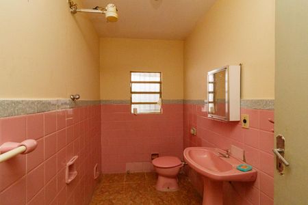 Casa à venda com 90m², 2 quartos e 1 vagaBanheiro