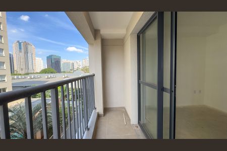 Sacada de kitnet/studio para alugar com 1 quarto, 24m² em Vila Cordeiro, São Paulo