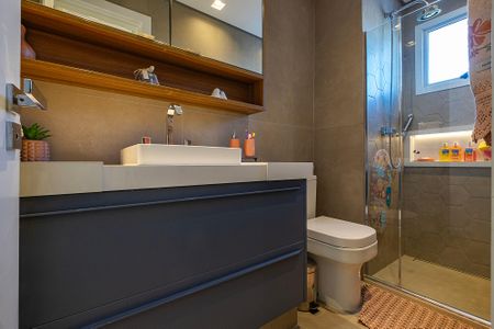 Apartamento à venda com 162m², 3 quartos e 4 vagas Apartamento à venda com 162m², 3 quartos e 4 vagasSuíte 3 - Banheiro