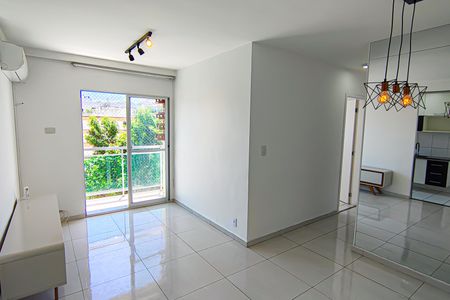 sala de apartamento à venda com 2 quartos, 55m² em Taquara, Rio de Janeiro