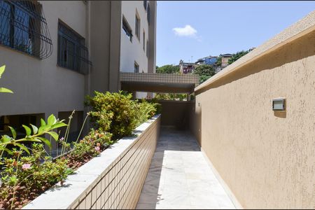 Apartamento à venda com 95m², 3 quartos e 1 vagaEntrada