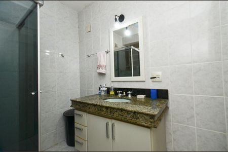 Apartamento à venda com 95m², 3 quartos e 1 vagaBanheiro Social