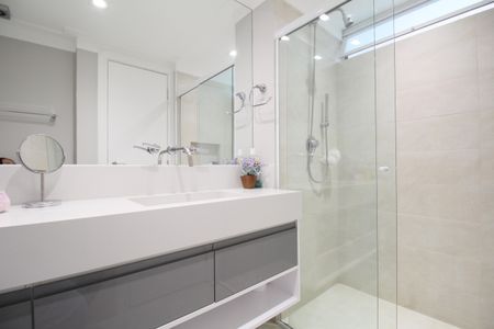 Apartamento à venda com 217m², 3 quartos e 3 vagasBanheiro da Suíte 2