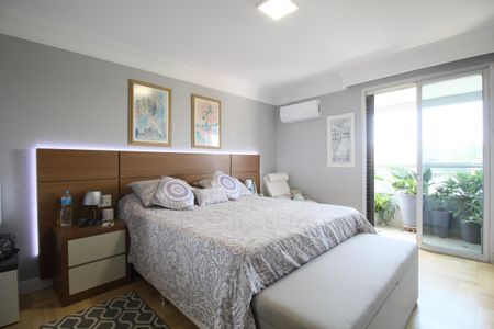 Apartamento à venda com 217m², 3 quartos e 3 vagasSuíte