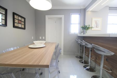 Apartamento à venda com 217m², 3 quartos e 3 vagasCozinha