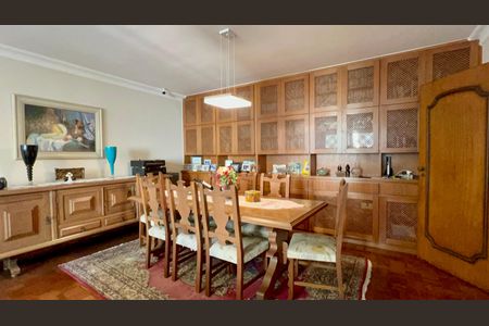 Apartamento para alugar com 190m², 3 quartos e 1 vagaSala de Jantar