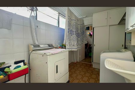 Apartamento para alugar com 190m², 3 quartos e 1 vagaÁrea de Serviço