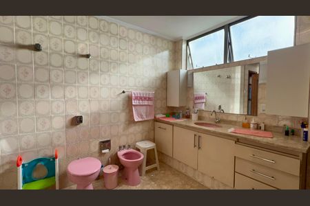 Apartamento para alugar com 190m², 3 quartos e 1 vagaBanheiro 1