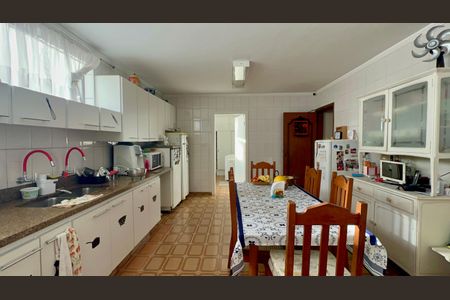 Apartamento para alugar com 190m², 3 quartos e 1 vagaCozinha