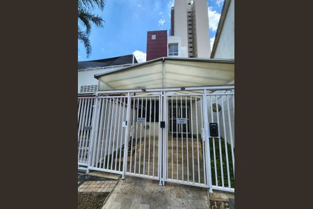 Apartamento à venda com 77m², 3 quartos e 1 vagaEntrada