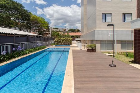 Apartamento à venda com 77m², 3 quartos e 1 vagaÁrea comum - Piscina