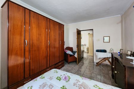 Casa à venda com 108m², 2 quartos e 2 vagas Casa à venda com 108m², 2 quartos e 2 vagasQuarto 2