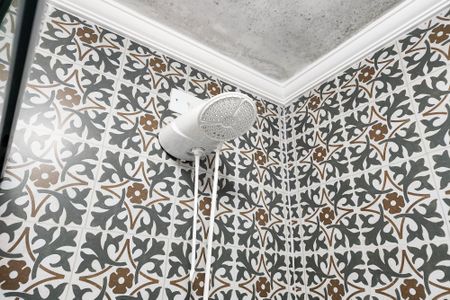 Casa à venda com 108m², 2 quartos e 2 vagas Casa à venda com 108m², 2 quartos e 2 vagasBanheiro