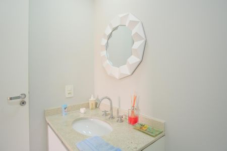 Apartamento à venda com 69m², 2 quartos e 1 vagaBanheiro da Suíte