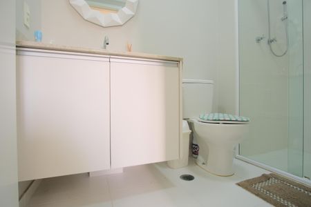 Apartamento à venda com 69m², 2 quartos e 1 vagaBanheiro da Suíte