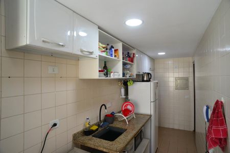 Apartamento à venda com 56m², 1 quarto e 1 vaga Apartamento à venda com 56m², 1 quarto e 1 vagaCozinha