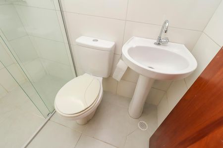 Apartamento à venda com 35m², 2 quartos e sem vaga Apartamento à venda com 35m², 2 quartos e sem vagaBanheiro