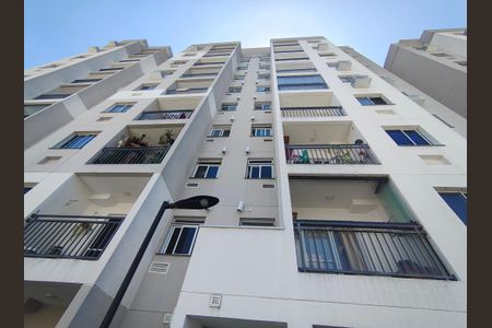 Apartamento para alugar com 58m², 2 quartos e 1 vaga Apartamento para alugar com 58m², 2 quartos e 1 vagaFachada