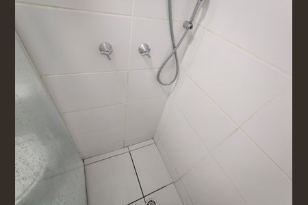 Apartamento para alugar com 58m², 2 quartos e 1 vaga Apartamento para alugar com 58m², 2 quartos e 1 vagaBanheiro da Suíte