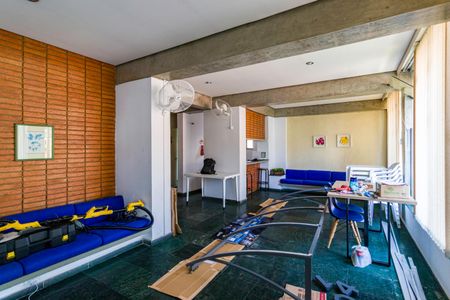 Apartamento à venda com 82m², 2 quartos e 1 vaga