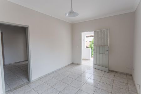 Casa à venda com 360m², 4 quartos e 2 vagasSala