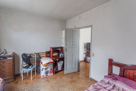 Casa à venda com 360m², 4 quartos e 2 vagasQuarto da Casa de Fundos