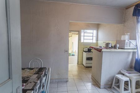 Casa à venda com 360m², 4 quartos e 2 vagasCopa/Cozinha da Casa de Fundos