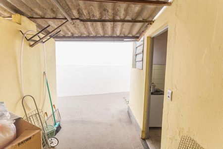 Casa à venda com 360m², 4 quartos e 2 vagasÁrea de Serviço da Casa de Fundos