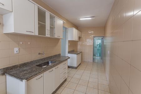 Casa à venda com 360m², 4 quartos e 2 vagasCozinha