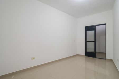 Quarto de casa para alugar com 1 quarto, 70m² em Jardim Piracuama, São Paulo