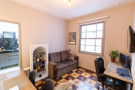 Apartamento à venda com 37m², 1 quarto e sem vagaSala