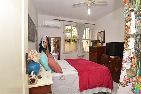 Quarto 2 de apartamento para alugar com 3 quartos, 85m² em Moinhos de Vento, Porto Alegre