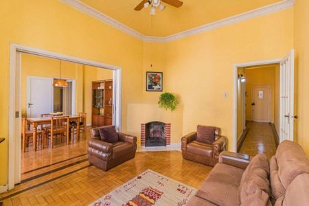 Sala de apartamento para alugar com 2 quartos, 121m² em Floresta, Porto Alegre