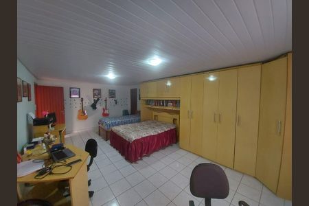 Casa à venda com 4 quartos, 400m² em Jardim das Maravilhas, Santo André