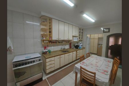 Casa à venda com 400m², 4 quartos e 8 vagas