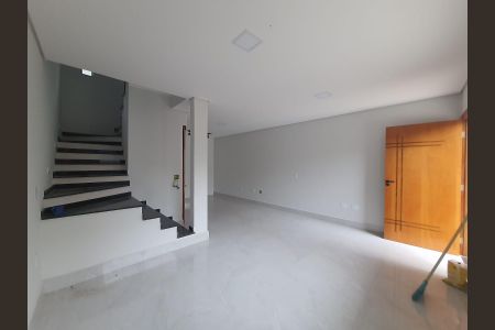 Casa à venda com 2 quartos, 90m² em Parque Capuava, Santo André