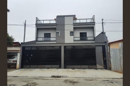 Casa à venda com 90m², 2 quartos e 2 vagas