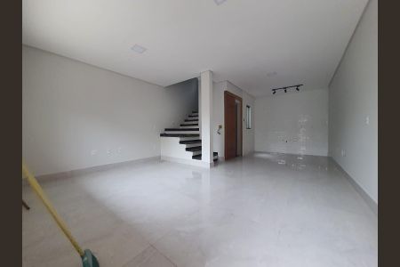 Casa à venda com 2 quartos, 90m² em Parque Capuava, Santo André