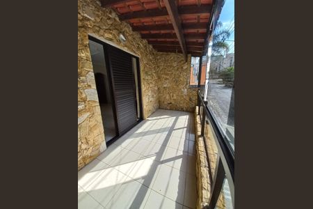 Casa à venda com 220m², 4 quartos e 2 vagas