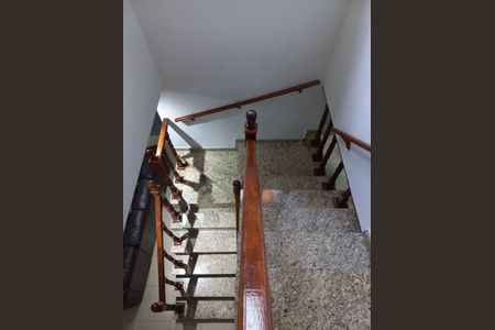 Casa à venda com 220m², 4 quartos e 2 vagas