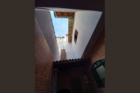 Casa à venda com 220m², 4 quartos e 2 vagas