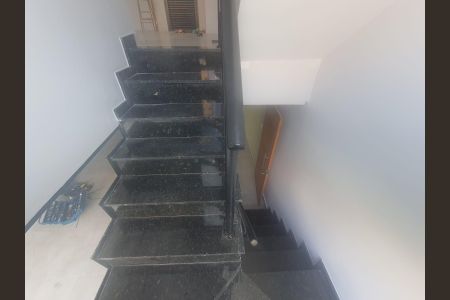 Casa à venda com 132m², 3 quartos e 1 vaga