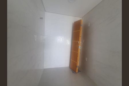 Casa à venda com 3 quartos, 132m² em Parque das Nações, Santo André