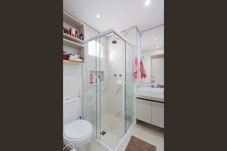 Apartamento à venda com 72m², 2 quartos e 1 vagaBanheiro da suíte