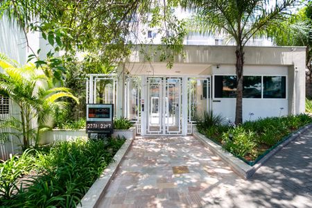 Apartamento à venda com 72m², 2 quartos e 1 vagaFachada do condomínio