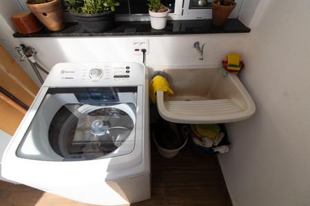 Casa à venda com 200m², 3 quartos e 4 vagasÁREA DE SERVIÇO