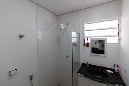 Casa à venda com 200m², 3 quartos e 4 vagasBANHEIRO DA SUITE 1