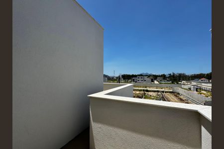 Casa de condomínio à venda com 230m², 3 quartos e 1 vagaTerraço